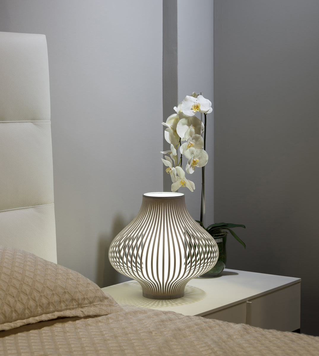 Small uplight hot sale table lamps